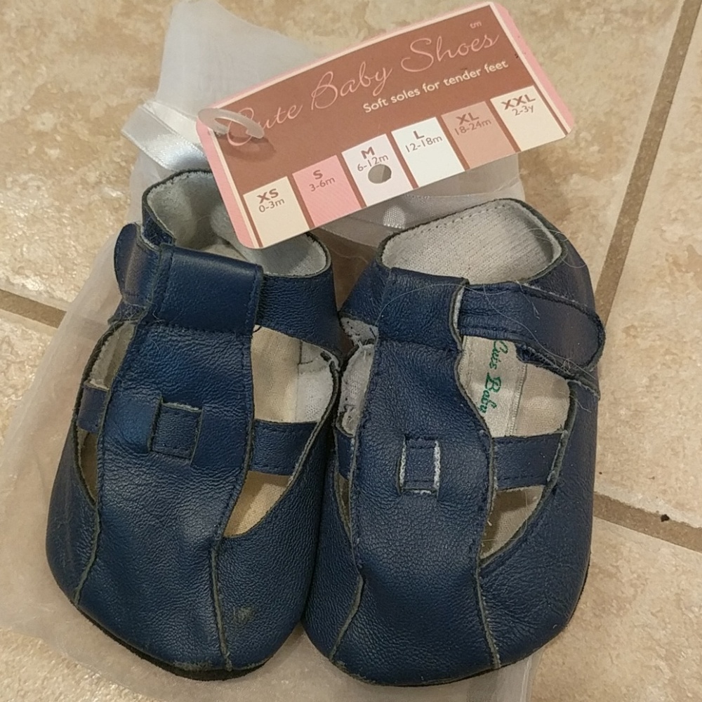 Blue leather baby soft sole shoes for 6-12 months